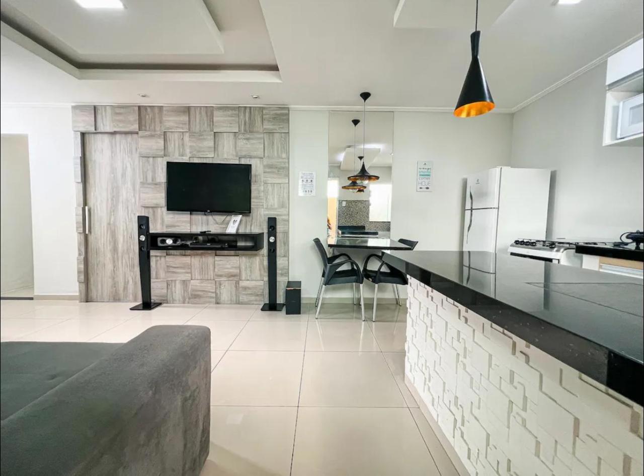 קאבו פריו Apto Com Ar Condicionado, Wifi E Smart Tv מראה חיצוני תמונה